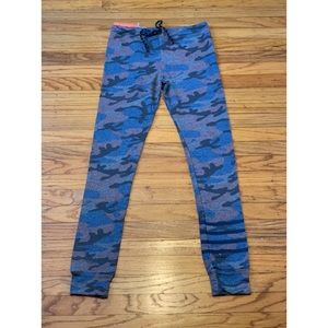 NWT SPLENDID Camo Joggers 0 XS